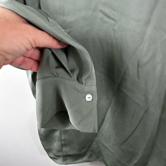 Vince womens Half Placket Long-Sleeve Silk Blouse mint green size small - Picture 5 of 7